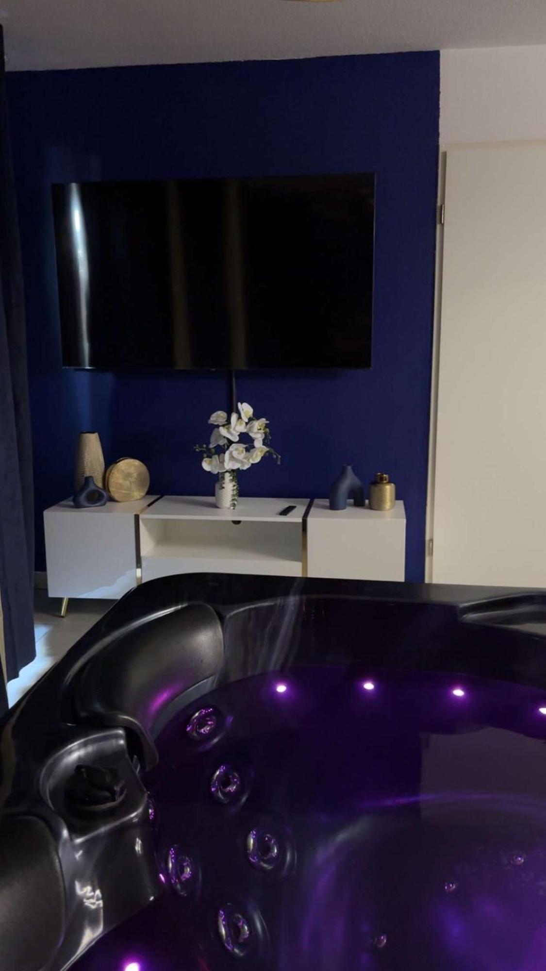 Suite Jacuzzi "Spa Privatif " Appartement Jacuzzi ตูลูส ภายนอก รูปภาพ